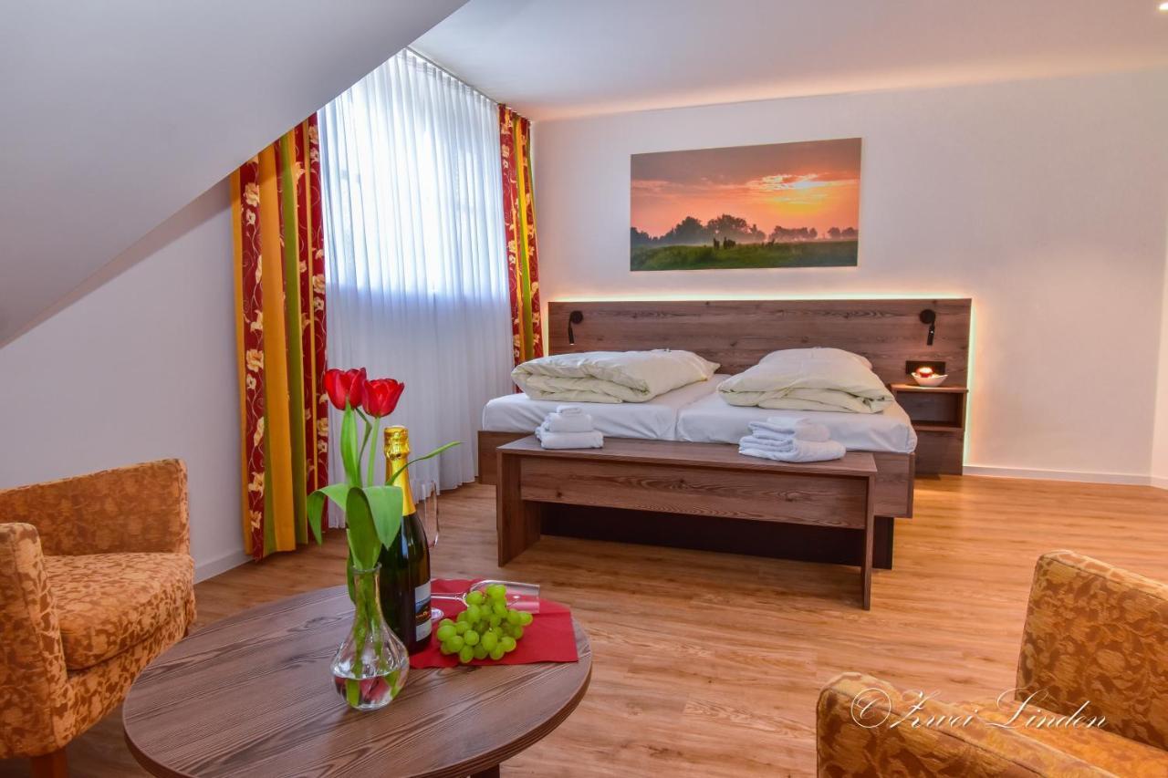 Hotel Zwei Linden - Links Der Elbe - Niedersachsen Balje Екстер'єр фото