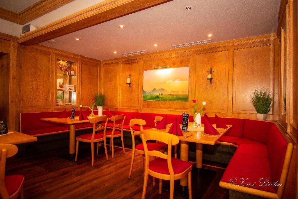 Hotel Zwei Linden - Links Der Elbe - Niedersachsen Balje Екстер'єр фото